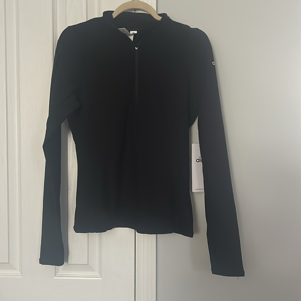 NWT and NIB Alosoft 1/2 zip Rapid Pullover Med